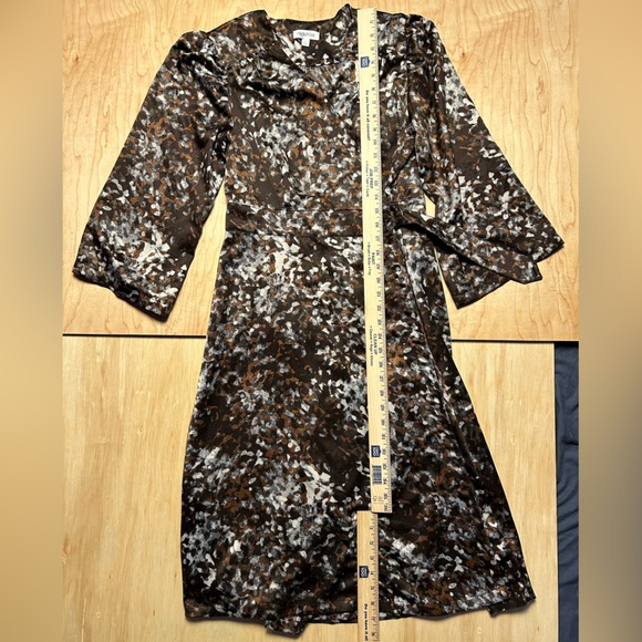 Prologue Brown Print Wrap Midi Dress - Picture 3 of 10